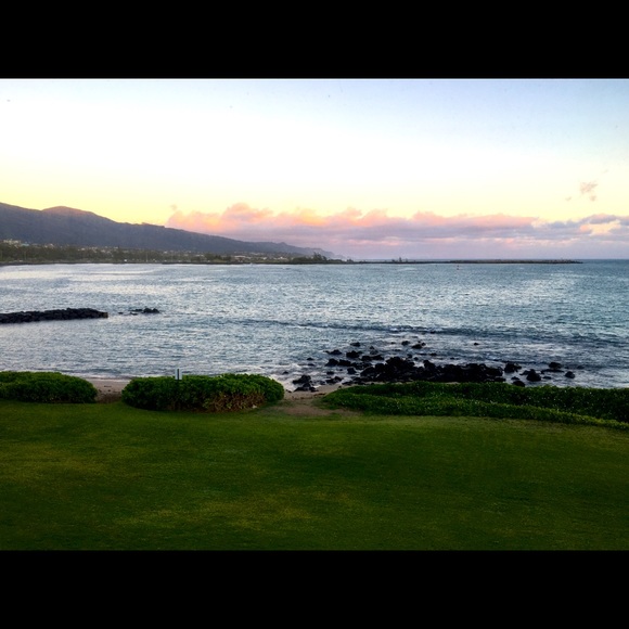 Meet your Posher - Picture 1 of 7